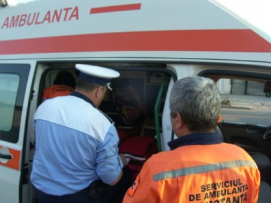 Femeie de 63 de ani, accidentată de un autoturism